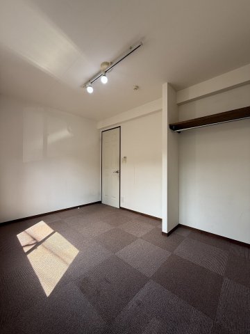 ウエスト戸越銀座の居間写真