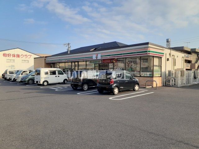 コンビニ　セブンイレブン 鈴鹿阿古曽町店（コンビニ）まで493m