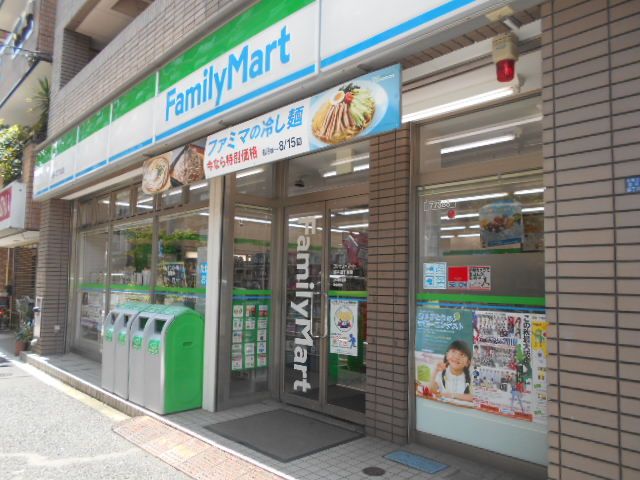 コンビニ　ファミリーマート鈴木錦糸町店（コンビニ）まで132m