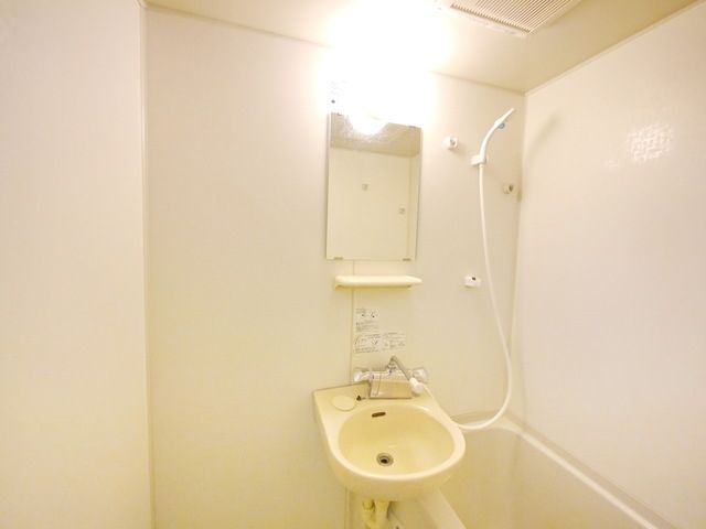レオパレスフロントコートの内装写真