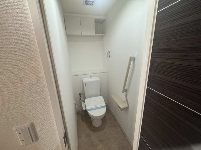 フロンターレ名駅のトイレ写真