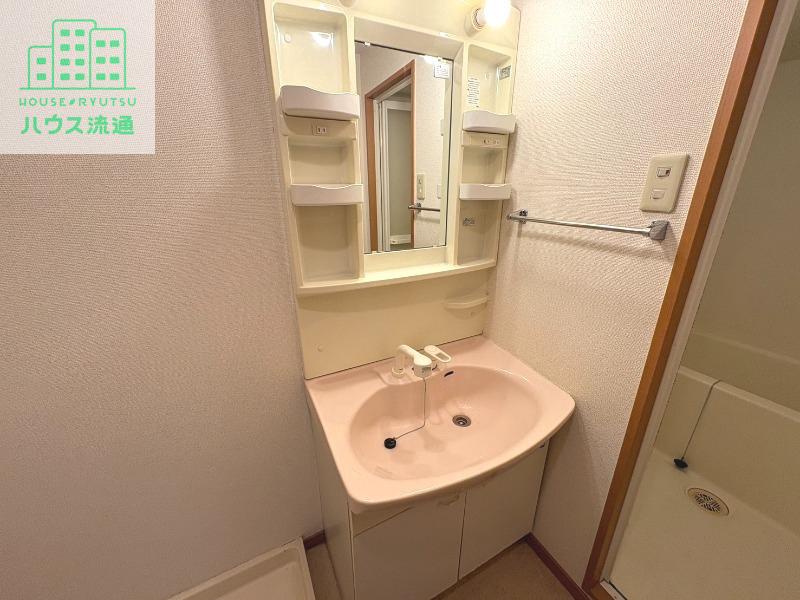 洗面設備　※同タイプ別号室のお写真です