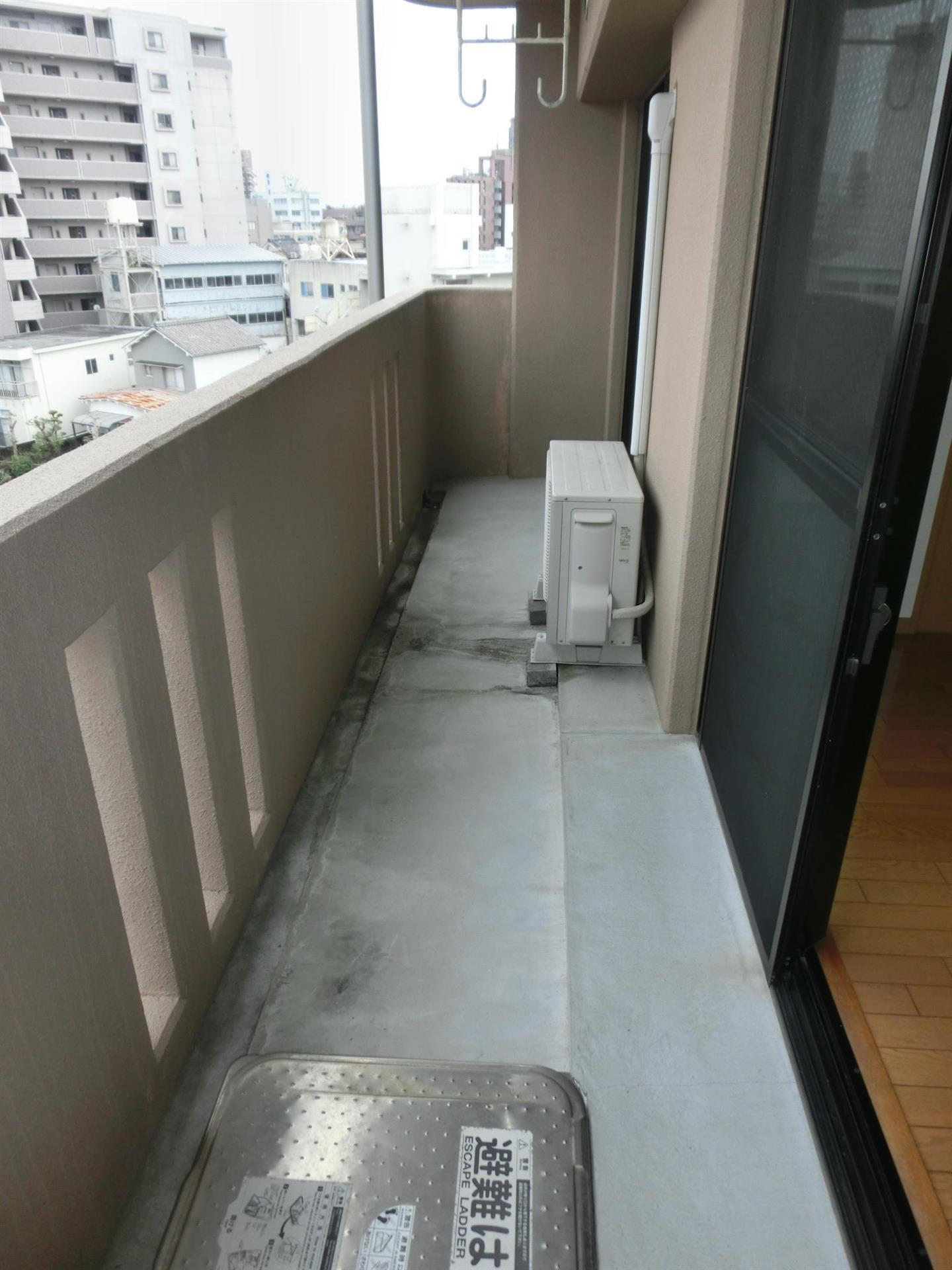 バルコニー　バルコニー