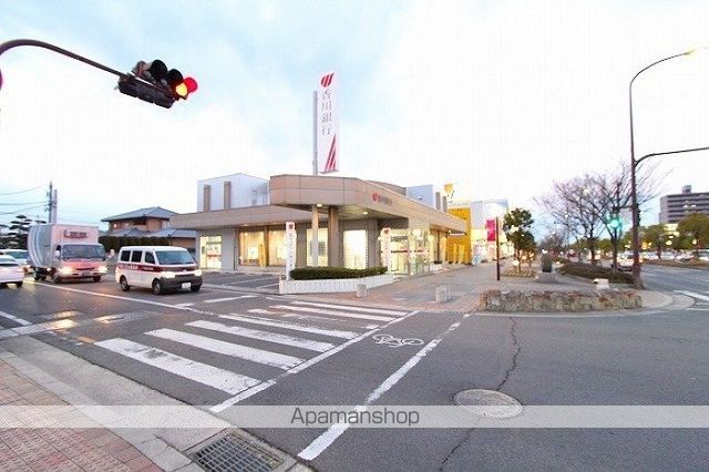 銀行　香川銀行　伏石支店（銀行）まで1119m