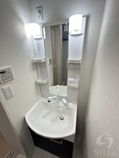 京阪本線 寝屋川市駅 徒歩15分 3階建 築3年の内装写真
