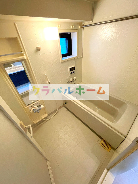 バス・シャワールーム　浴室乾燥機付き