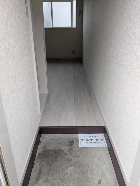 リブレ日吉Aの玄関写真