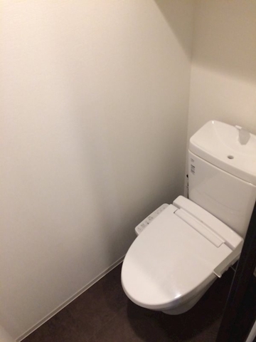 レジディア西小山のトイレ写真