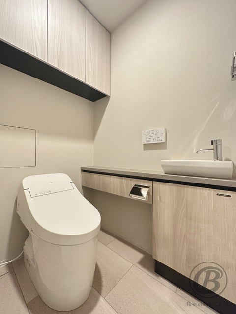 レ・ジェイド帝塚山のトイレ写真