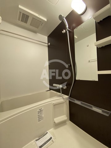 バス・シャワールーム　プレサンス梅田II　浴室
