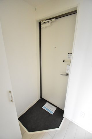 シャトー住之江の玄関写真