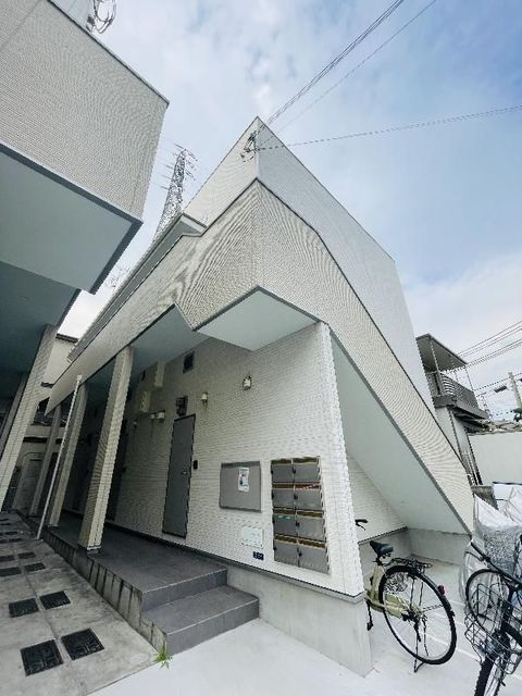 ＪＲ大阪環状線 寺田町駅 徒歩8分 3階建 築9年の外観写真