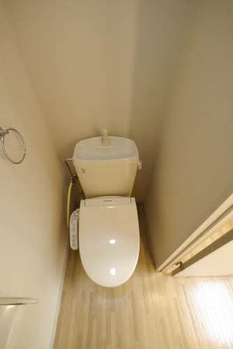 パレスYのトイレ写真