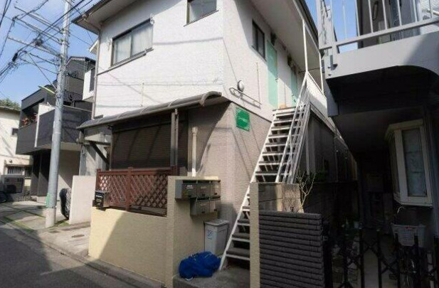 建物外観　1カ月 の短期利用も可能です。
