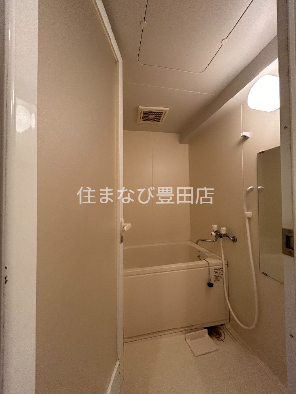 バス・シャワールーム　同型別部屋写真