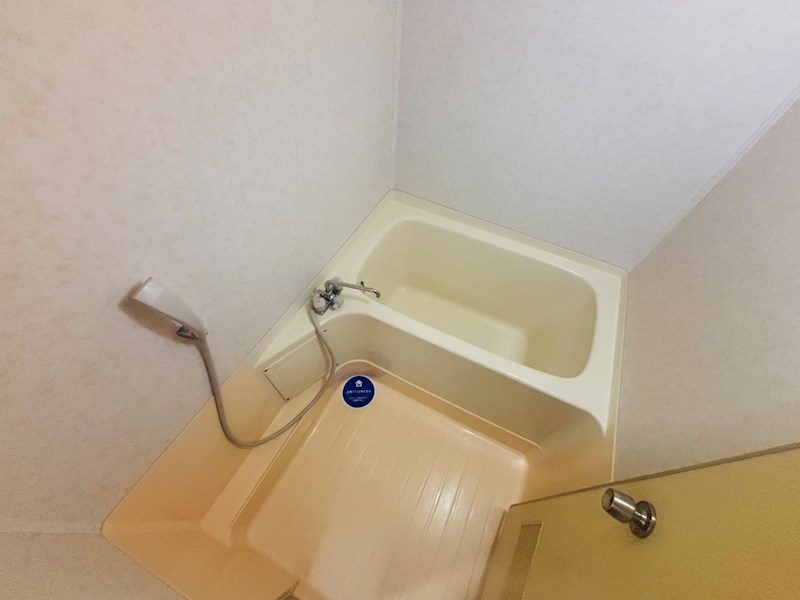 バス・シャワールーム　同一物件別部屋写真