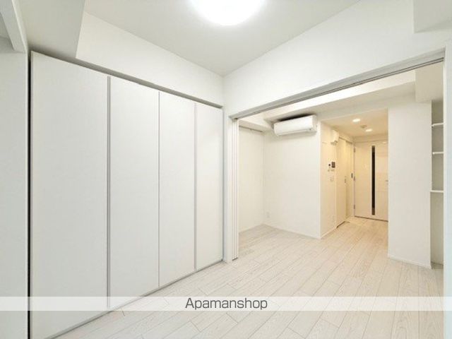 Brillia ist 大井町の居間写真