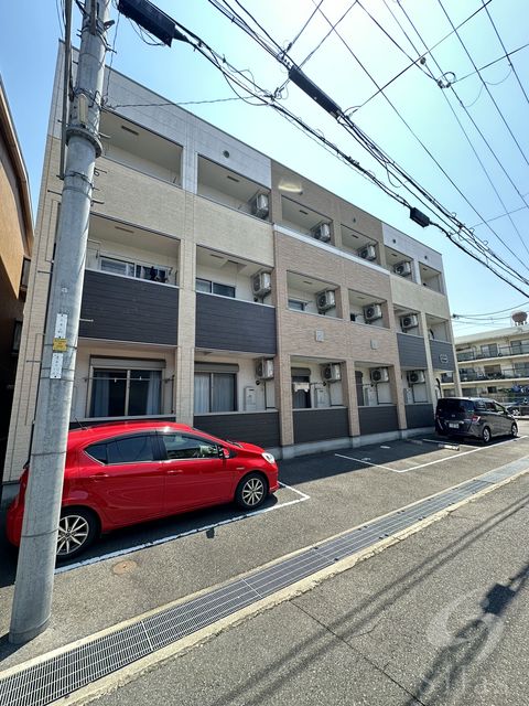 ＪＲ東海道本線 千里丘駅 徒歩10分 築15年
