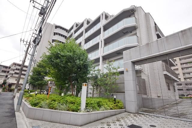 建物外観　タウンハウジング仙川店まで♪