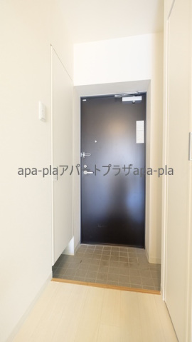 アヴェニール南通町の玄関写真