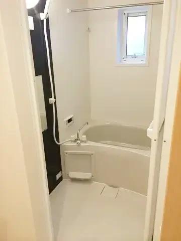 バス・シャワールーム　ゆったり過ごせるお風呂です