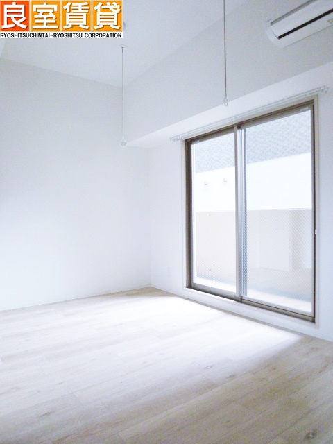 PLATZ TACHIBANAの居間写真
