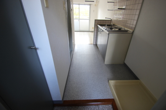 玄関　※他部屋のお写真になります