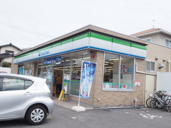 コンビニ　ローソン豊田美里店（コンビニ）まで223m