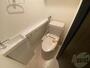 トイレ　こちらはトイレです。清潔感があり、安心して使用できます。