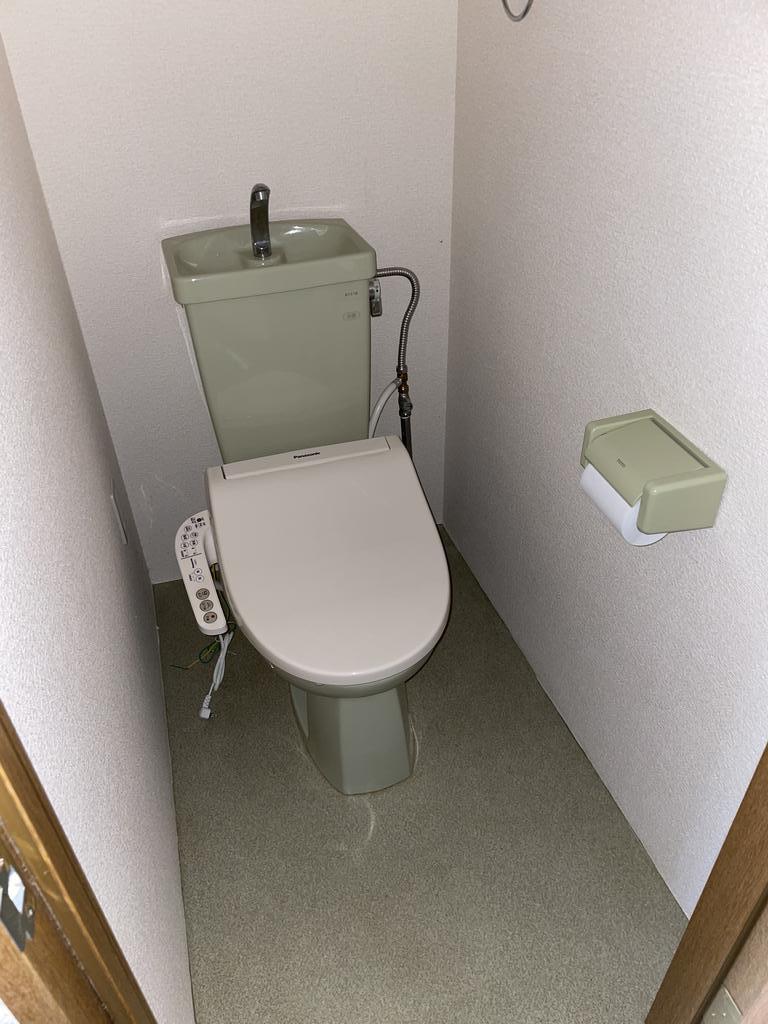 トイレ　温水洗浄便座取付