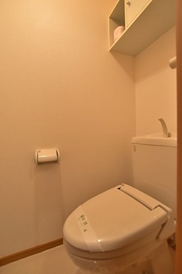 トイレ　清潔感のあるトイレです。