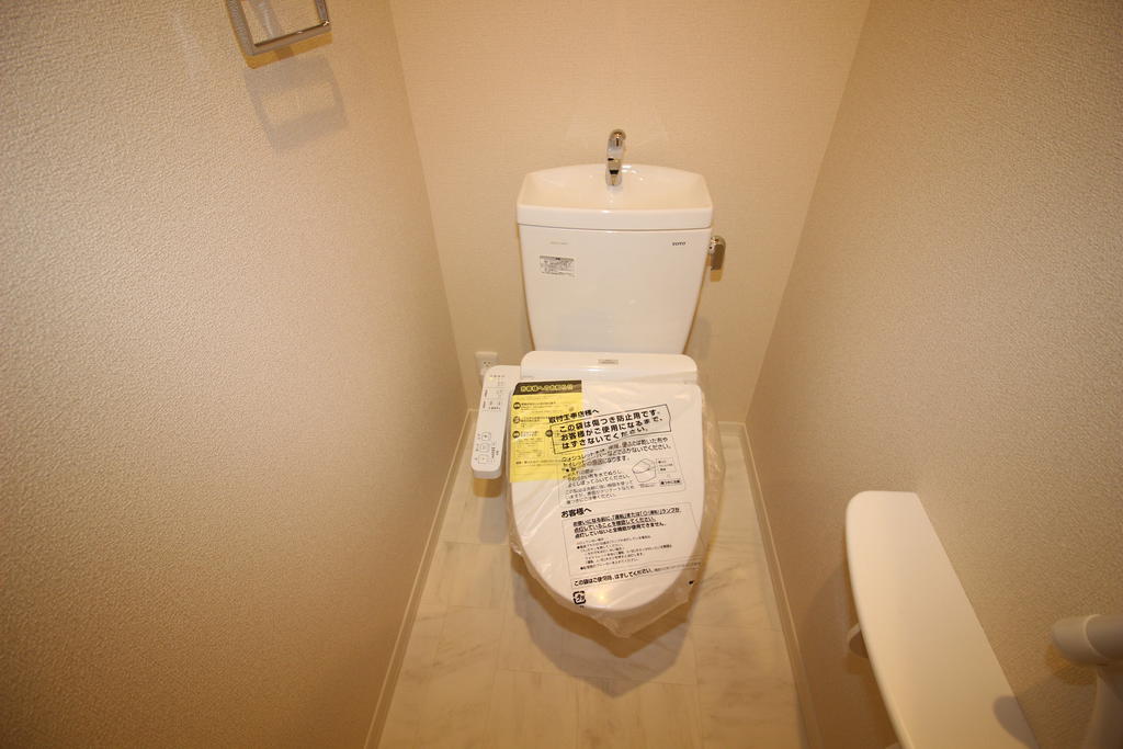 トイレ　トイレ：画像は同社類似物件の写真
