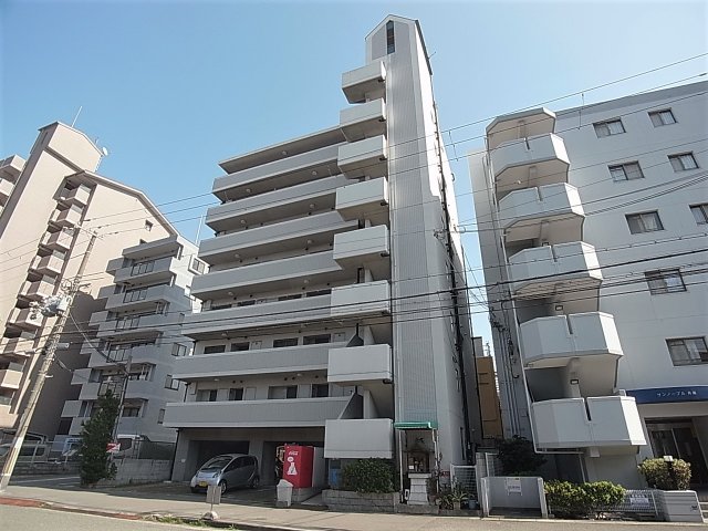 神戸市兵庫区門口町のマンションの建物外観