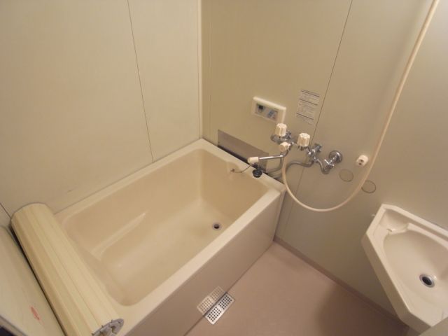 バス・シャワールーム　浴室