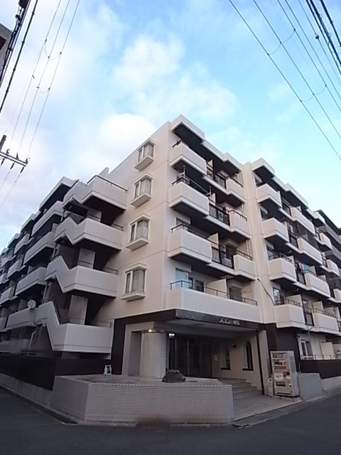 尼崎市武庫之荘西のマンションの建物外観
