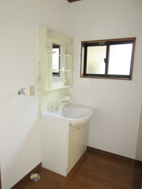 洗面設備　室内洗濯機置き場＋洗面化粧台