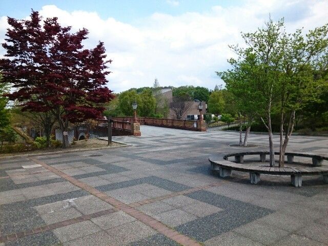 【富岡市下黒岩のアパートの公園】