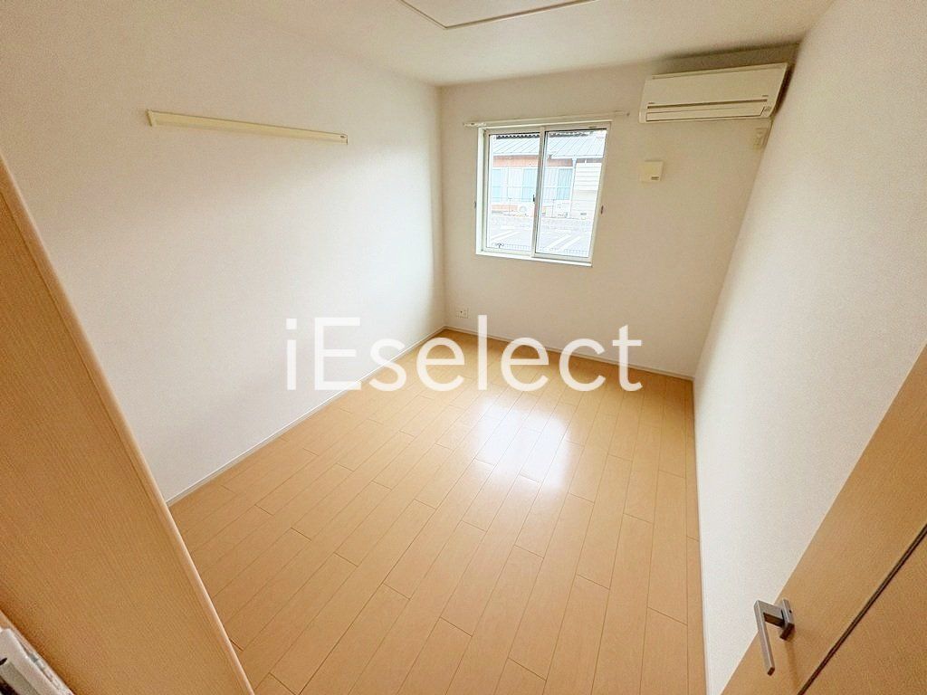 その他部屋・スペース　こちらの居室にもエアコンが付いています！