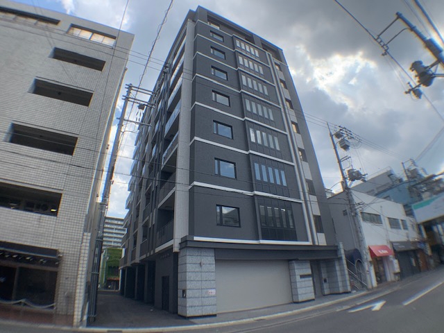 【姫路市呉服町のマンションの建物外観】