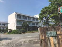 【ミルフォードSの小学校】