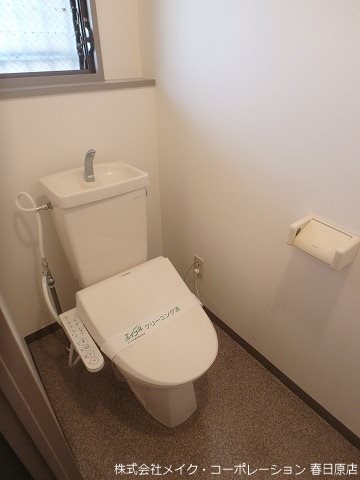 トイレ　写真は同型タイプ