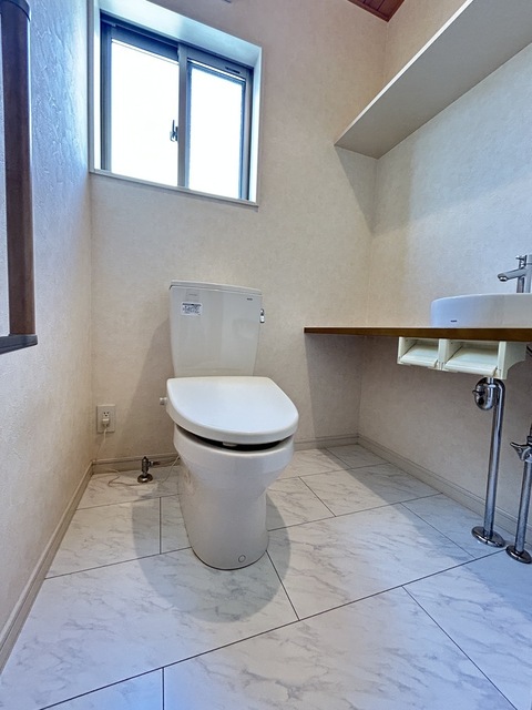 トイレ　２階トイレ