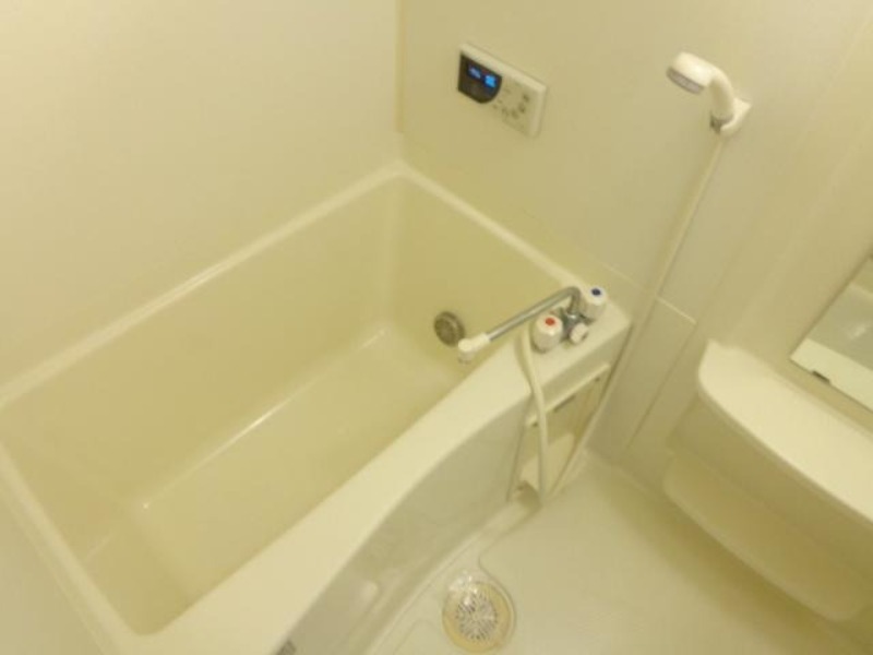 バス・シャワールーム　図面と現状に相違がある場合には現状を優先