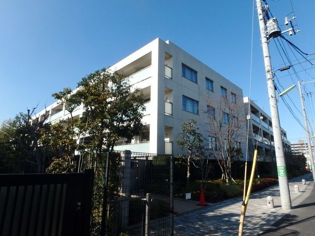 建物外観　★2010年築の分譲マンションです★