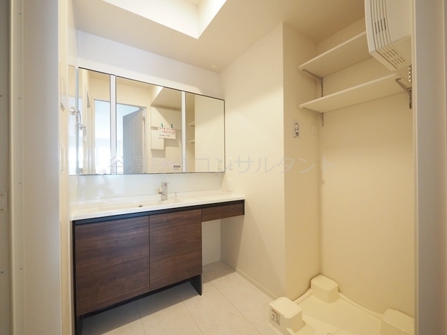 洗面設備　ワイドシャンプードレッサー