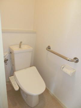 　トイレ　トイレ