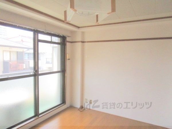 居室・リビング　洋室