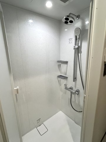 バス・シャワールーム　別部屋参考写真