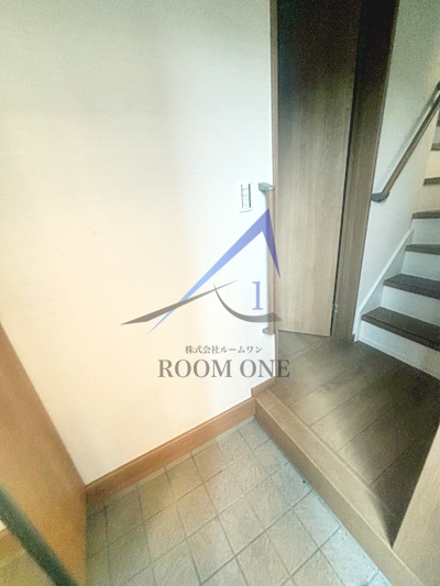 玄関　玄関です。