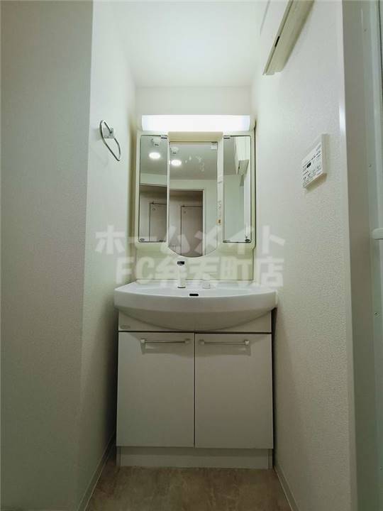 洗面設備　洗面所です